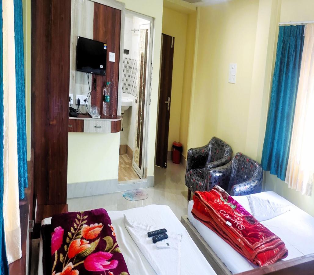Staymaker Tirupati Guest House Calcutta Eksteriør billede