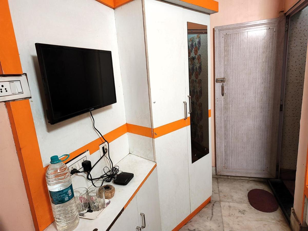 Staymaker Tirupati Guest House Calcutta Eksteriør billede