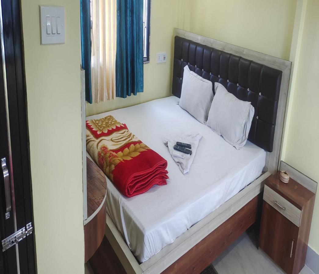 Staymaker Tirupati Guest House Calcutta Eksteriør billede