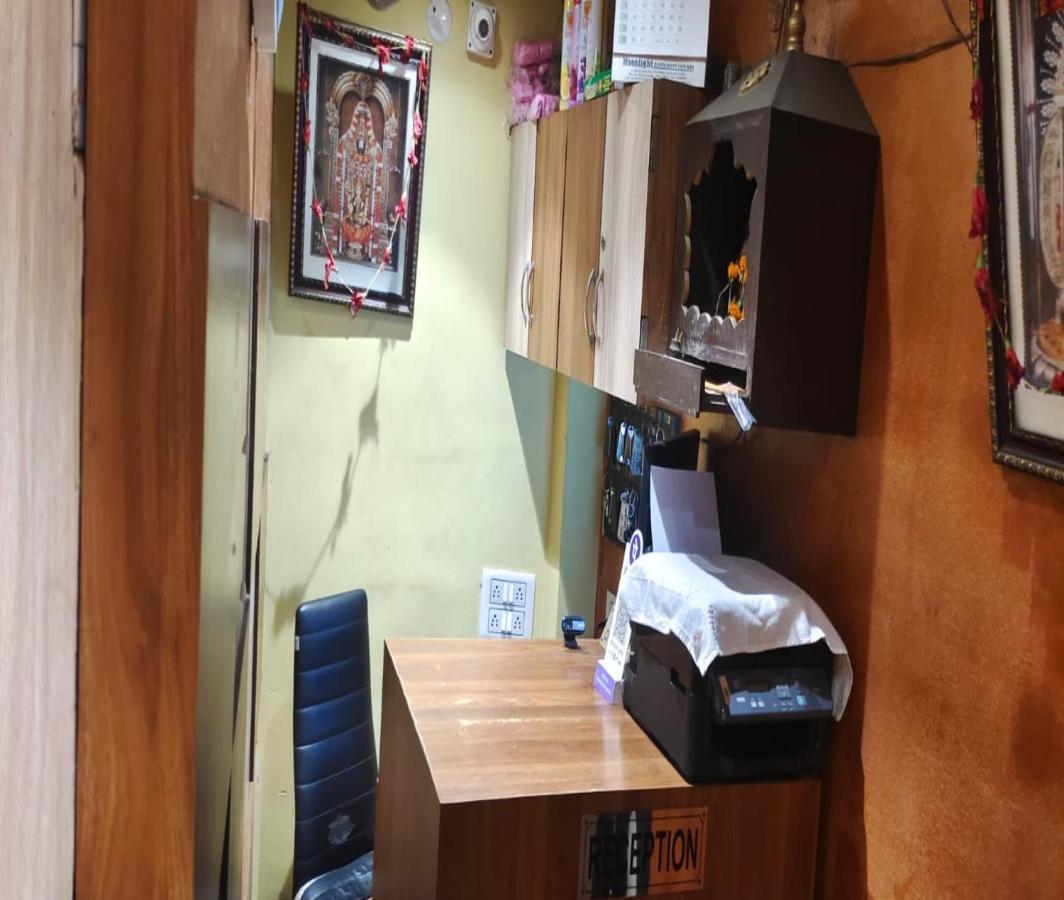 Staymaker Tirupati Guest House Calcutta Eksteriør billede
